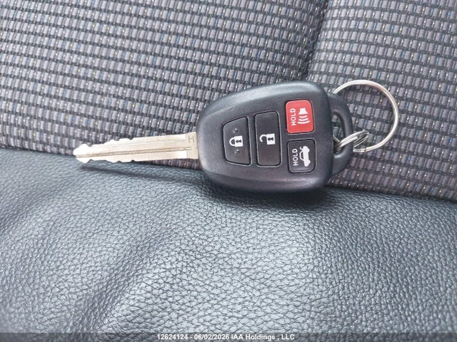 2019 Toyota Corolla Se მანქანა იყიდება აუქციონზე, vin: 2T1BURHE8KC217807, აუქციონის ნომერი: 12624124
