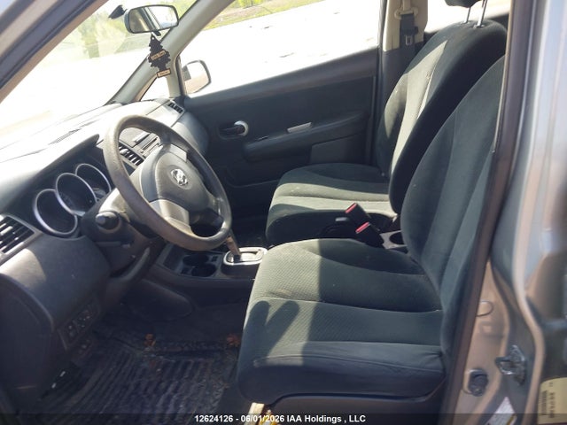 12624126 :رقم المزاد ، 3N1BC1CP7BL366805 vin ، 2011 Nissan Versa مزاد بيع
