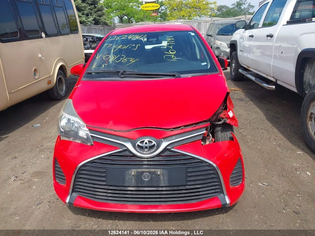 2017 Toyota Yaris Le მანქანა იყიდება აუქციონზე, vin: VNKKTUD30HA081364, აუქციონის ნომერი: 12624141