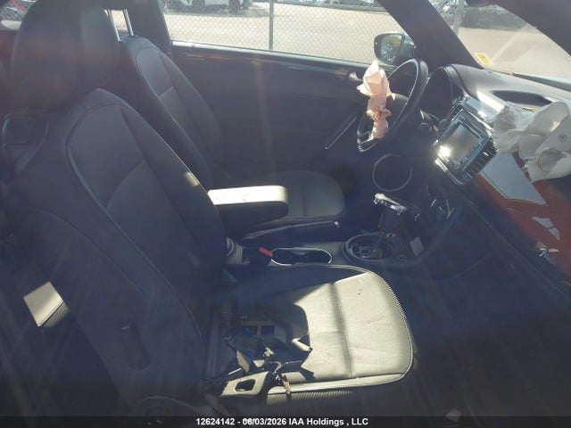 Продаж на аукціоні авто 2013 Volkswagen Beetle 2.5l Comfortline/2.5l Fender Edition, vin: 3VWJX7AT6DM663493, номер лоту: 12624142