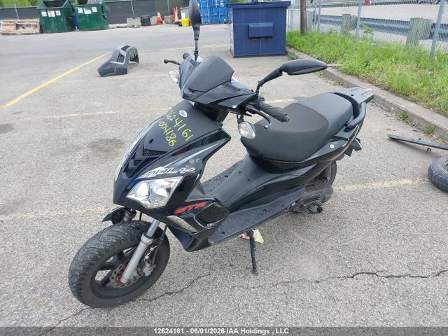 12624161 :رقم المزاد ، RFLDA0513NA004186 vin ، 2022 Adly Scooter مزاد بيع