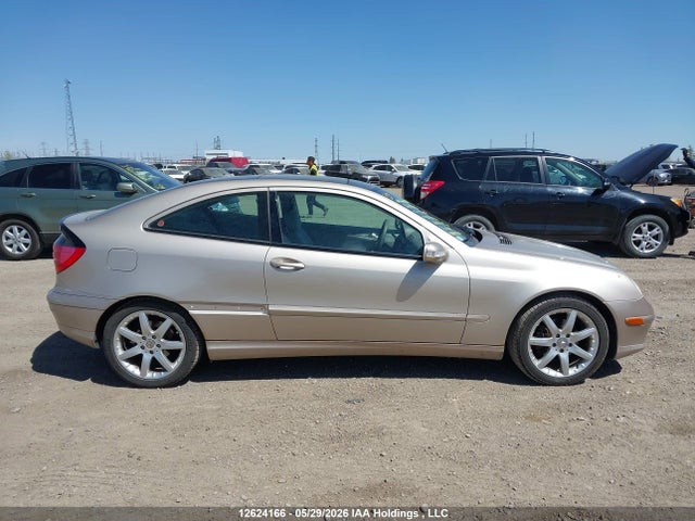 Aukcja sprzedaży 2003 Mercedes-benz C 230k Sport Oupe, vin: WDBRN40J43A425856, numer aukcji: 12624166
