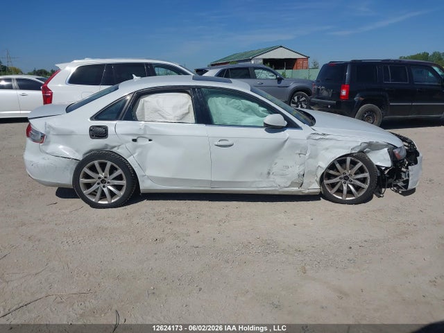 12624173 :رقم المزاد ، WAUBFCFLXEN010228 vin ، 2014 Audi A4 Premium مزاد بيع