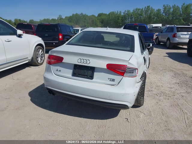 12624173 :رقم المزاد ، WAUBFCFLXEN010228 vin ، 2014 Audi A4 Premium مزاد بيع