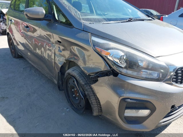 KIA Rondo L/lx 2017 KNAHT8A34H7187910 Image 6