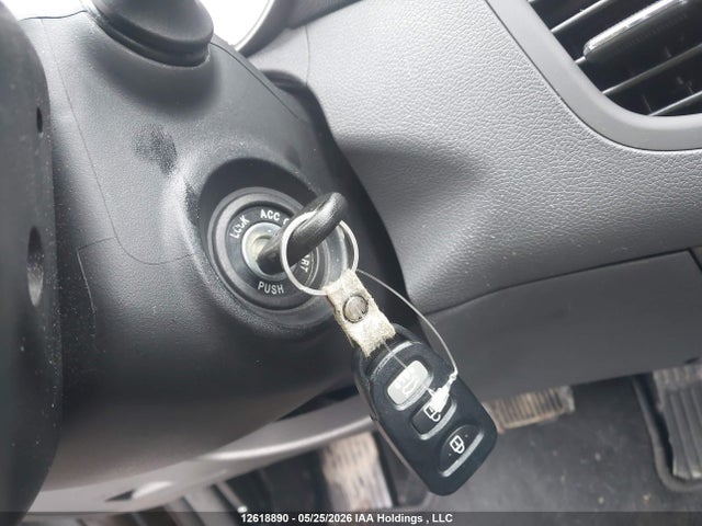 2013 Hyundai Elantra Gl მანქანა იყიდება აუქციონზე, vin: 5NPDH4AE3DH229633, აუქციონის ნომერი: 12618890