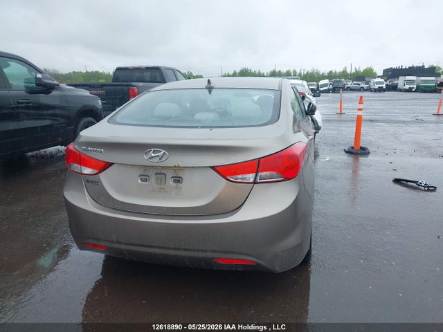2013 Hyundai Elantra Gl მანქანა იყიდება აუქციონზე, vin: 5NPDH4AE3DH229633, აუქციონის ნომერი: 12618890