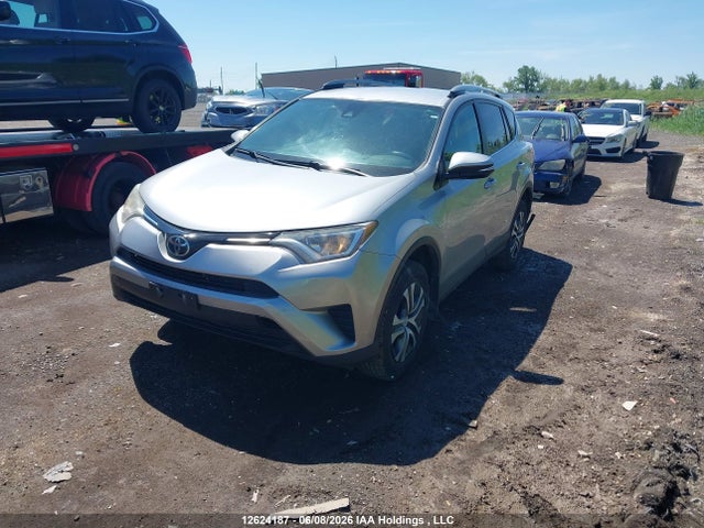 2T3ZFREV1HW404835 Toyota RAV4 LE