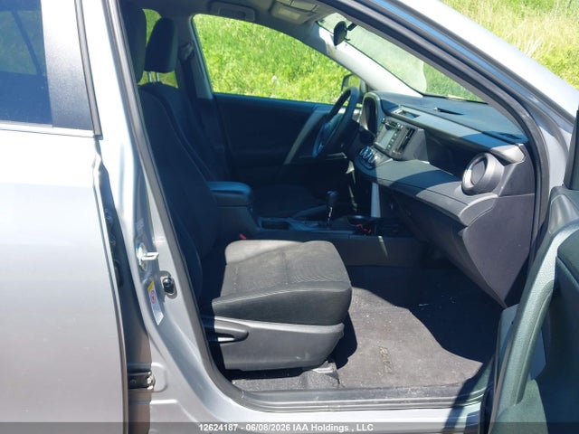2T3ZFREV1HW404835 Toyota RAV4 LE