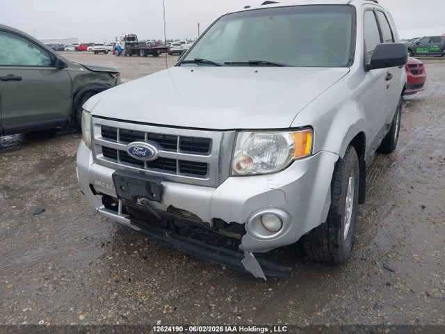 2010 Ford Escape Xlt Automatic/xlt Manual მანქანა იყიდება აუქციონზე, vin: 1FMCU0D75AKC70139, აუქციონის ნომერი: 12624190
