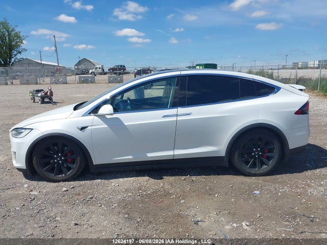 Продажа на аукционе авто 2016 Tesla Model X 60d/70d/75d/90d/p100d, vin: 5YJXCBE25GF024334, номер лота: 12624197