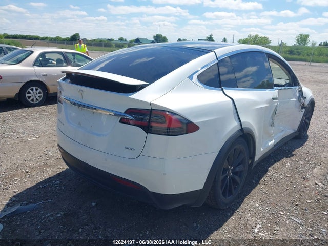 2016 Tesla Model X 60d/70d/75d/90d/p100d მანქანა იყიდება აუქციონზე, vin: 5YJXCBE25GF024334, აუქციონის ნომერი: 12624197