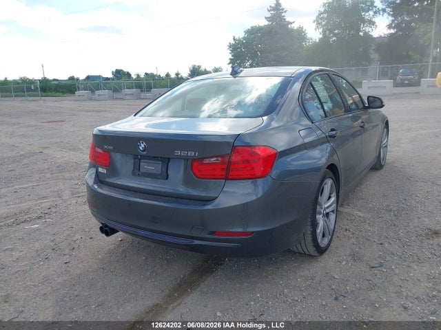 WBA3B3G53FNT17516 BMW 328 XI