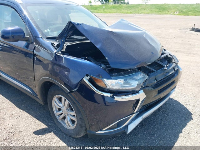 12624215 :رقم المزاد ، JA4AZ2A38HZ602970 vin ، 2017 Mitsubishi Outlander Es مزاد بيع