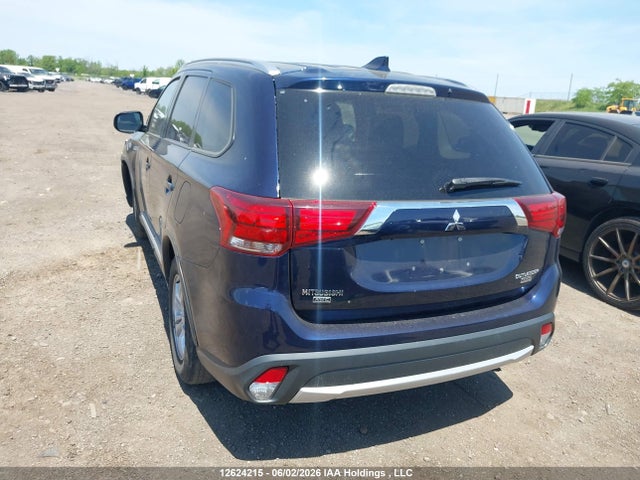 12624215 :رقم المزاد ، JA4AZ2A38HZ602970 vin ، 2017 Mitsubishi Outlander Es مزاد بيع