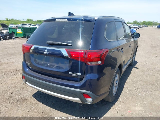 12624215 :رقم المزاد ، JA4AZ2A38HZ602970 vin ، 2017 Mitsubishi Outlander Es مزاد بيع