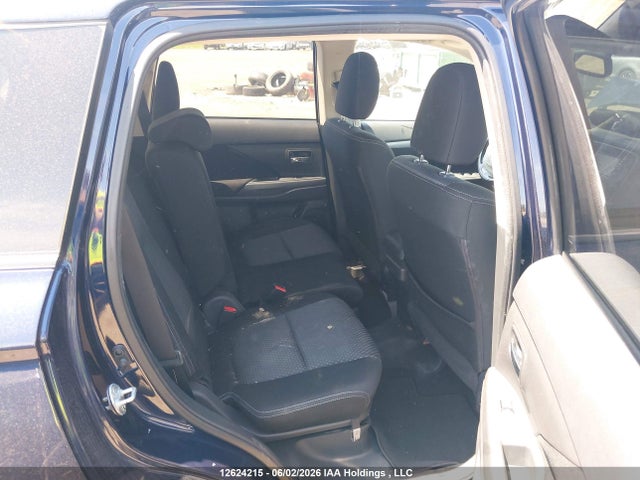 12624215 :رقم المزاد ، JA4AZ2A38HZ602970 vin ، 2017 Mitsubishi Outlander Es مزاد بيع