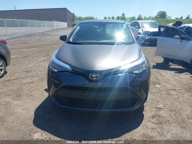 12624224 :رقم المزاد ، JTNKHMBX0M1113753 vin ، 2021 Toyota C-hr Xle/le/night Shade/limited مزاد بيع