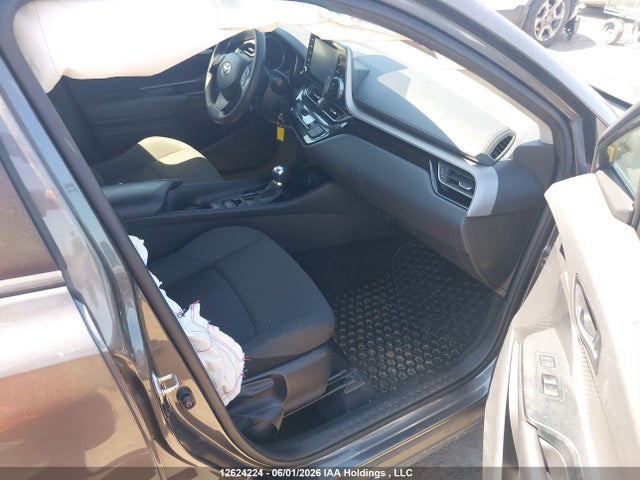 12624224 :رقم المزاد ، JTNKHMBX0M1113753 vin ، 2021 Toyota C-hr Xle/le/night Shade/limited مزاد بيع