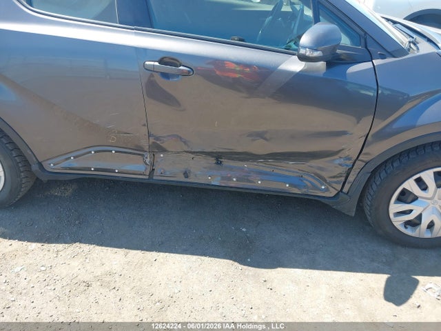 12624224 :رقم المزاد ، JTNKHMBX0M1113753 vin ، 2021 Toyota C-hr Xle/le/night Shade/limited مزاد بيع