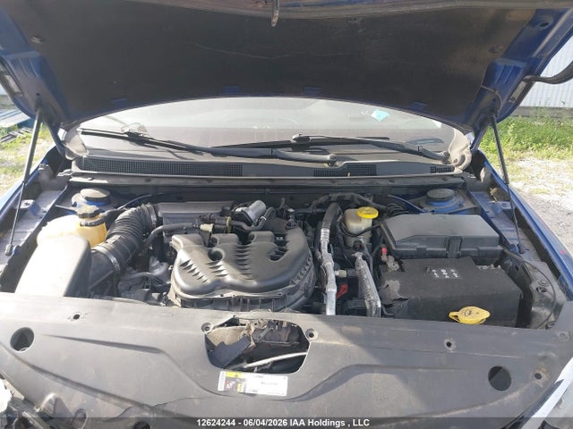 Chrysler 200 C 2015 1C3CCCEG0FN718207 Image 10
