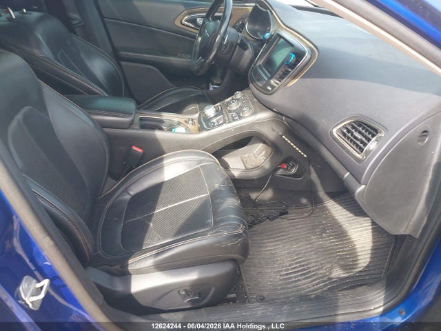 Chrysler 200 C 2015 1C3CCCEG0FN718207 Image 5