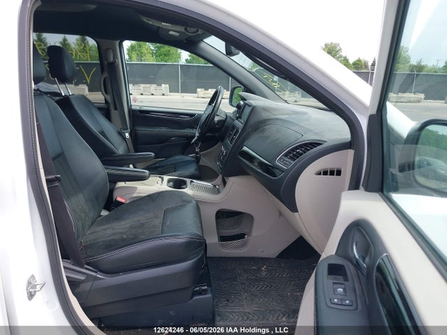 2C4RDGBG3KR751858 Dodge Grand Caravan Se