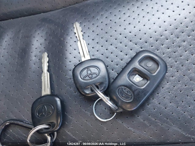 12624287 :رقم المزاد ، 2T1CF22P9XC757304 vin ، 1999 Toyota Camry Solara Se/sle مزاد بيع
