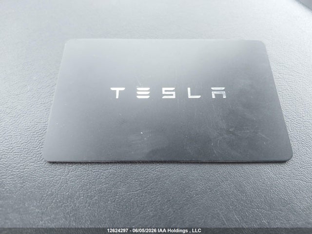 Tesla Model Y Long Range 2022 7SAYGDEE1NF363445 Image 11