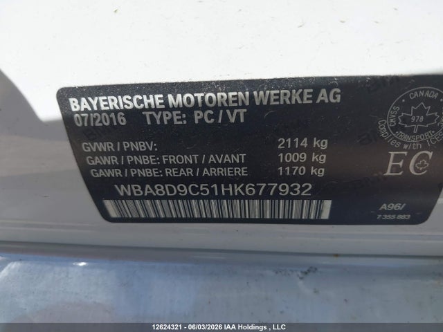WBA8D9C51HK677932 BMW 3 Series