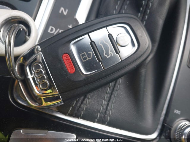Продаж на аукціоні авто 2013 Audi A4 2.0t Premium, vin: WAUFFCFL8DN010261, номер лоту: 12624324