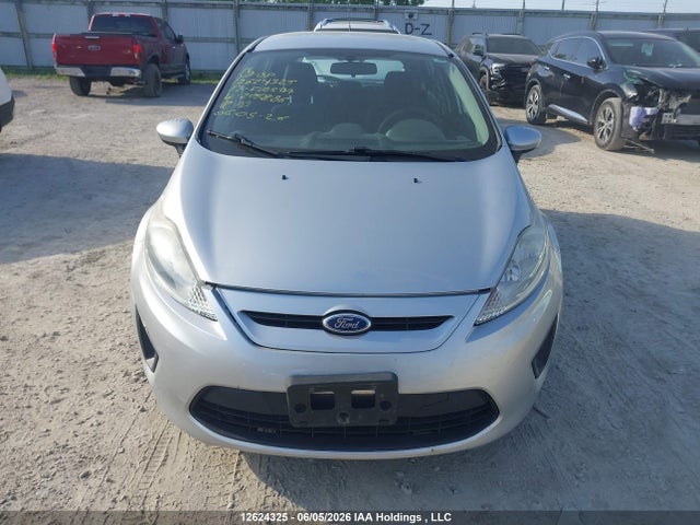 Продаж на аукціоні авто 2013 Ford Fiesta Se, vin: 3FADP4EJ8DM205886, номер лоту: 12624325