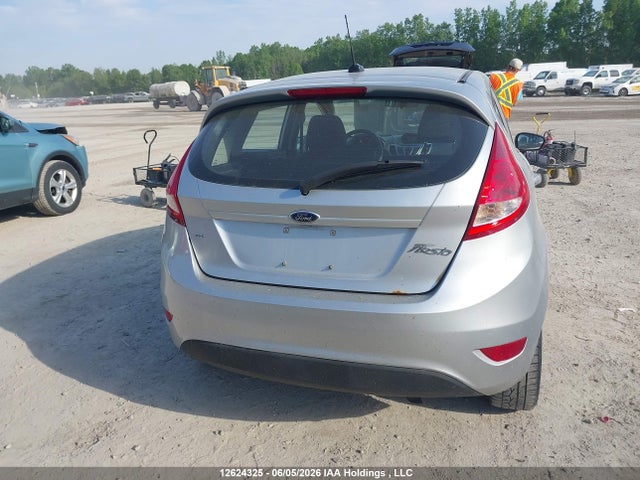 Продаж на аукціоні авто 2013 Ford Fiesta Se, vin: 3FADP4EJ8DM205886, номер лоту: 12624325