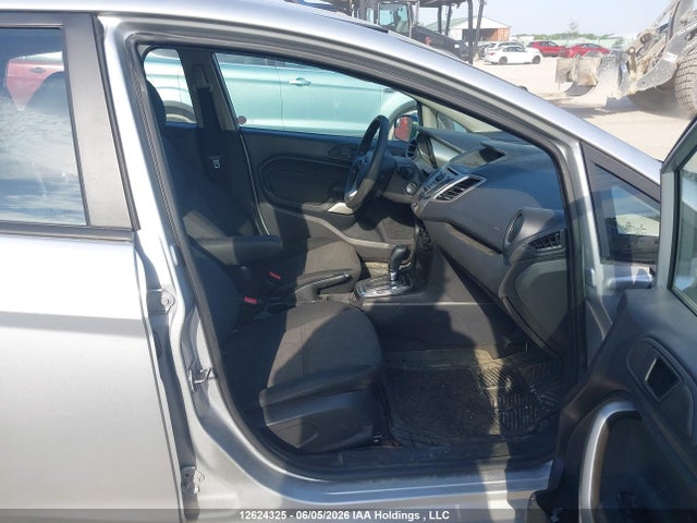 Продаж на аукціоні авто 2013 Ford Fiesta Se, vin: 3FADP4EJ8DM205886, номер лоту: 12624325