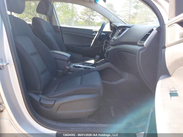 Продажа на аукционе авто 2016 Hyundai Tucson Premium 1.6, vin: KM8J3CA24GU056048, номер лота: 12624352