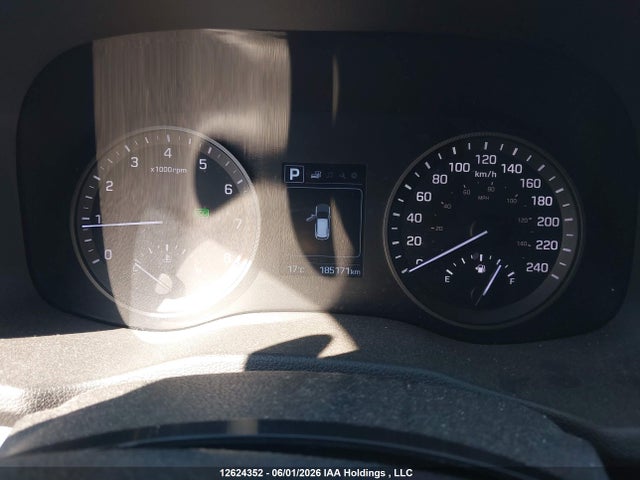 Продажа на аукционе авто 2016 Hyundai Tucson Premium 1.6, vin: KM8J3CA24GU056048, номер лота: 12624352