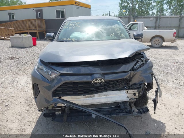 Продажа на аукционе авто 2022 Toyota Rav4 Le, vin: 2T3B1RFV3NC262452, номер лота: 12624365