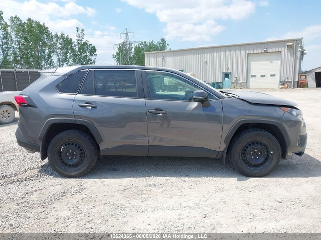 Продажа на аукционе авто 2022 Toyota Rav4 Le, vin: 2T3B1RFV3NC262452, номер лота: 12624365