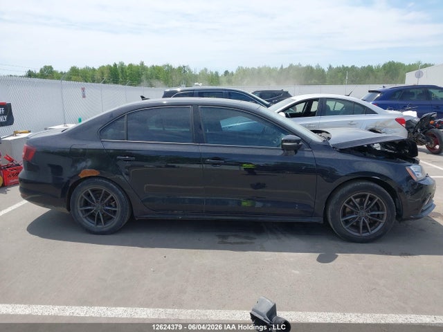 12624379 :رقم المزاد ، 3VWB67AJ9GM311051 vin ، 2016 Volkswagen Jetta Se مزاد بيع