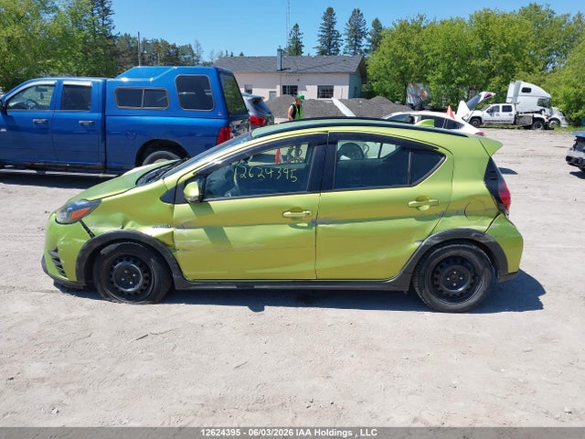 12624395 :رقم المزاد ، JTDKDTB31J1617568 vin ، 2018 Toyota Prius C Technology مزاد بيع