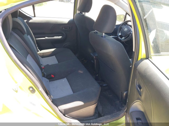12624395 :رقم المزاد ، JTDKDTB31J1617568 vin ، 2018 Toyota Prius C Technology مزاد بيع