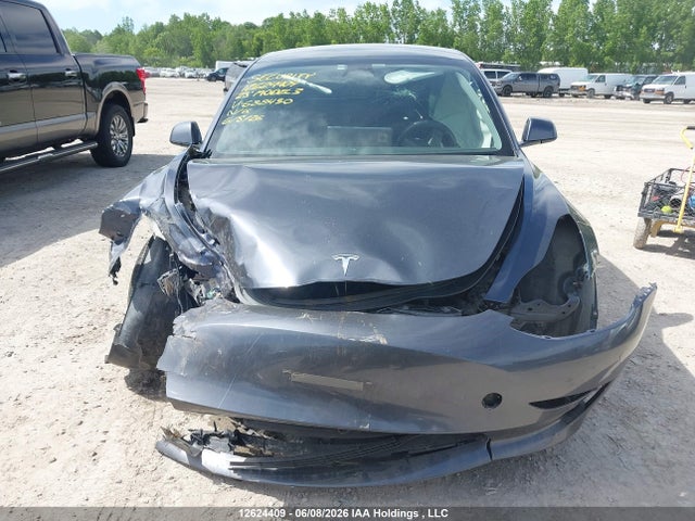 12624409 :رقم المزاد ، 5YJ3E1EB7PF688430 vin ، 2023 Tesla Model 3 Long Range مزاد بيع