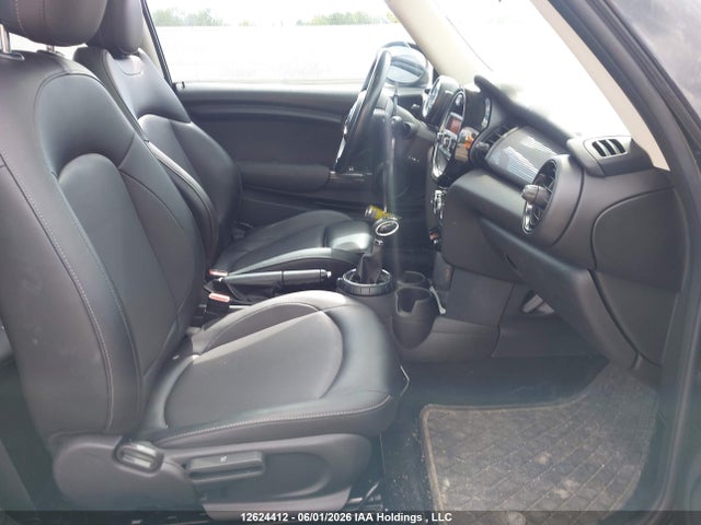 Mini Cooper 2016 WMWXP5C53G2D13802 Image 5