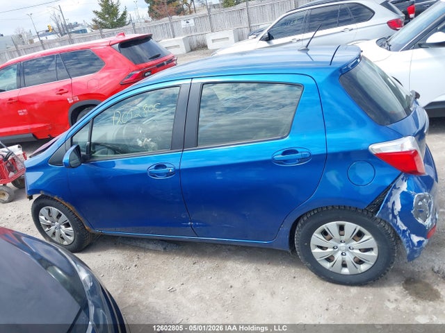 12602805 :رقم المزاد ، JTDKTUD35CD527878 vin ، 2012 Toyota Yaris مزاد بيع