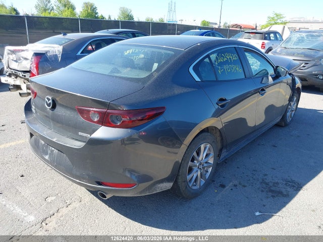 Mazda 3 2019 3MZBPAB78KM103846 Image 4