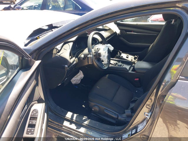 Mazda 3 2019 3MZBPAB78KM103846 Image 5