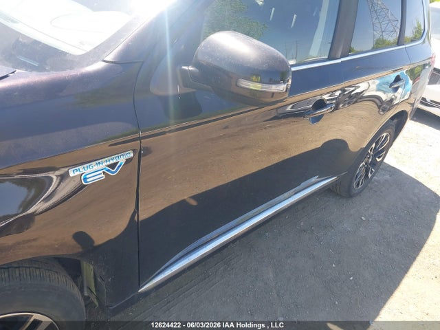 Продажа на аукционе авто 2018 Mitsubishi Outlander Phev Gt/se, vin: JA4J24A54JZ619692, номер лота: 12624422