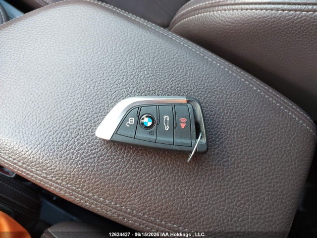WBXHT3C30GP889033 BMW X1 Xdrive28i