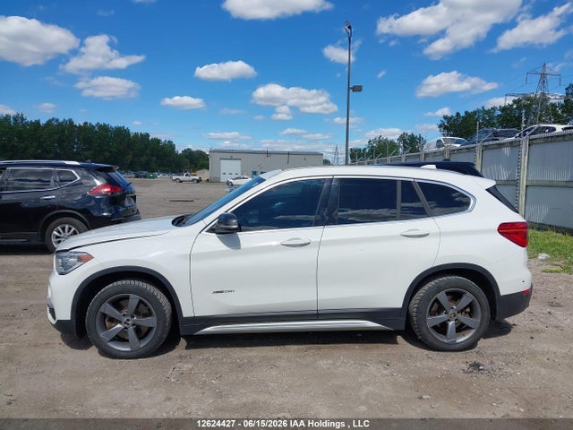 WBXHT3C30GP889033 BMW X1 Xdrive28i