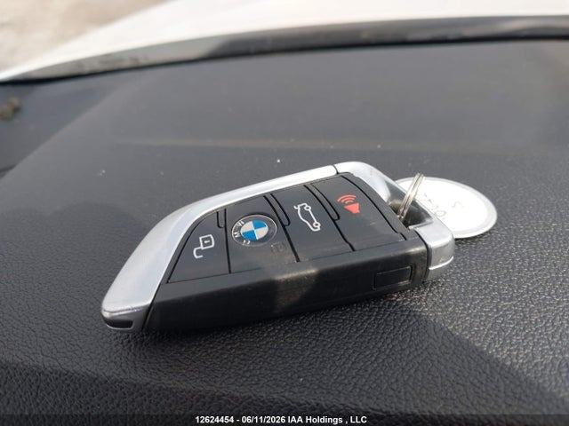 BMW 330i Xdrive 2020 WBA5R7C09LFH50224 Image 11